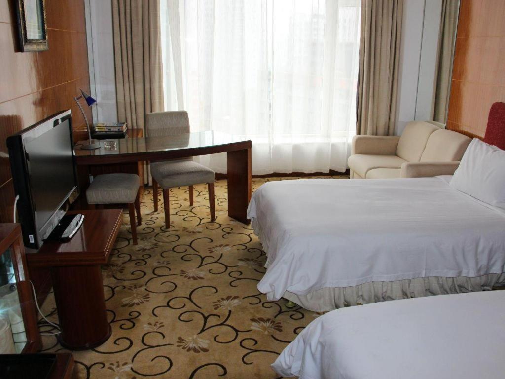 Golden Lustre Hotel Shenzhen Exterior photo